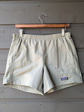 Patagonia Women's Baggies Short 5" Inseam Light Khaki Tan Size Small